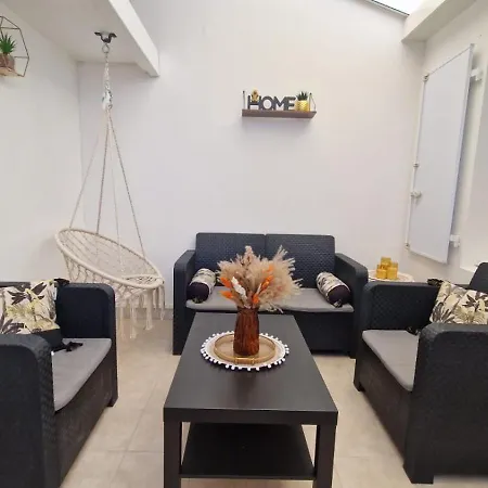 Hébergement de vacances Jolie Maison 5 Minutes De L Ocean *