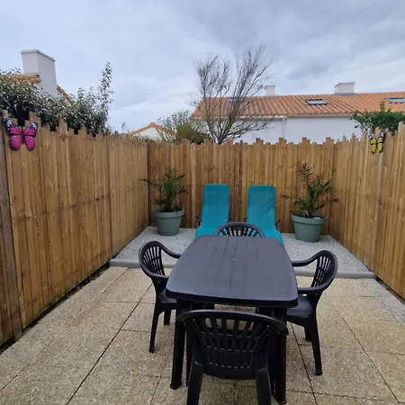 Holiday home Jolie Maison 5 Minutes De L Ocean